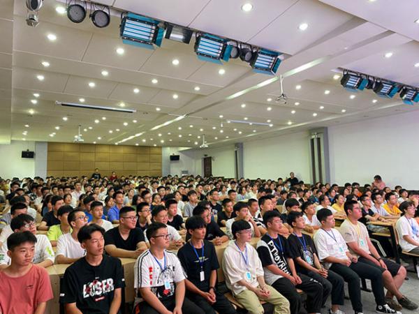 09021樹立學(xué)生自信 做更好的自己——秀水中專社會情感SEL培養(yǎng)學(xué)生課堂開課了-萬冬梅2_副本.jpg